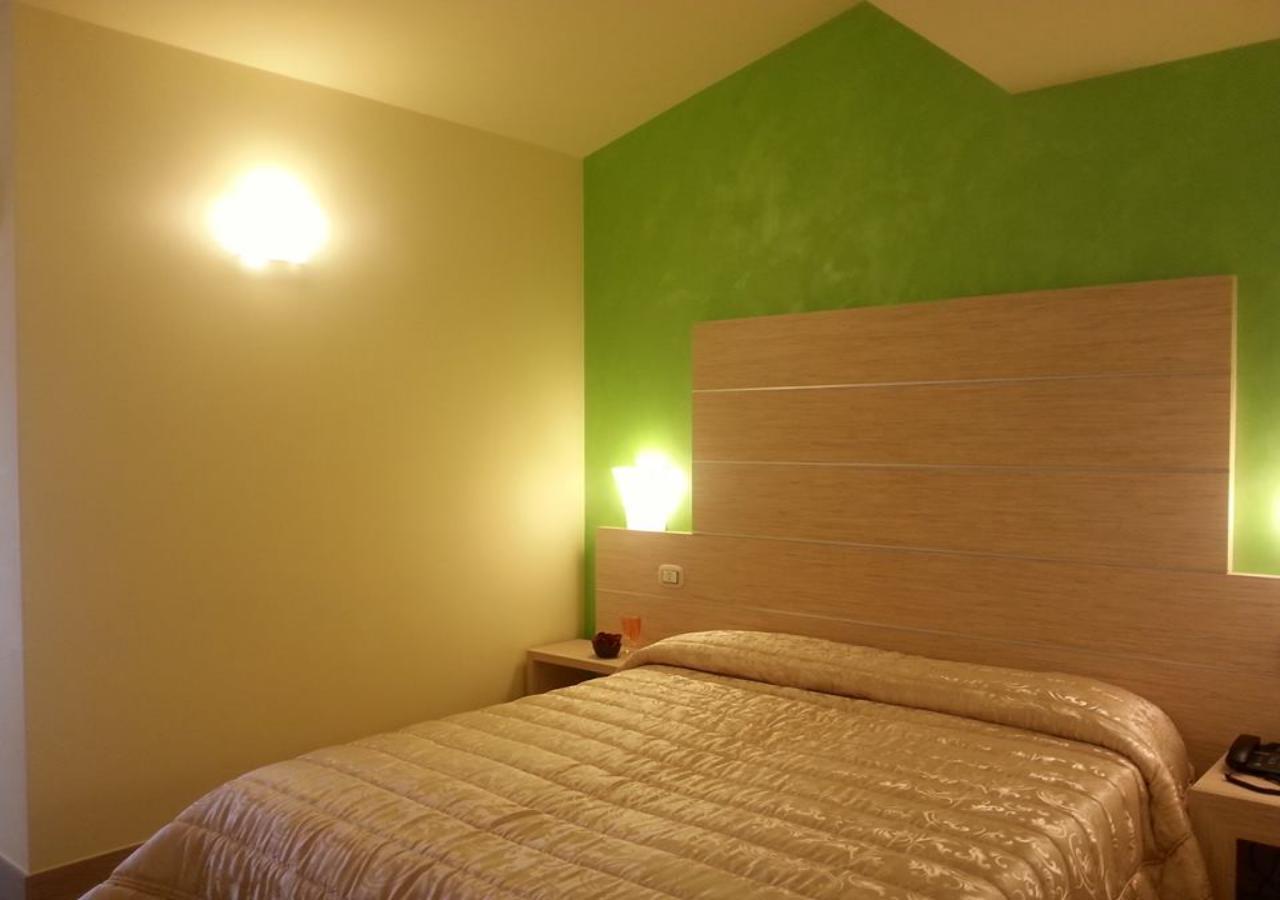 Hotel La Rosa Dei Venti Monte San Giusto Eksteriør bilde